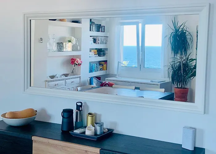 Luxury Sea View 2 Bedroom Apartment By Maison Jaken